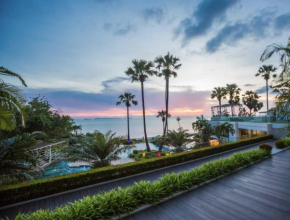 The Palm Wongamat - 2BR Luxury Beachfront Suite - Ocean View